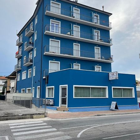 Hotel Belvedere Porto SantʼElpidio Esterno foto