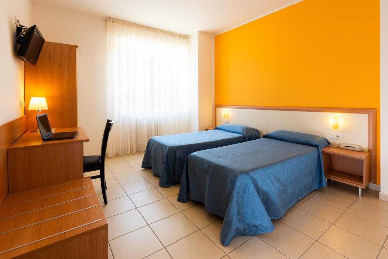 Hotel Belvedere Porto SantʼElpidio Esterno foto