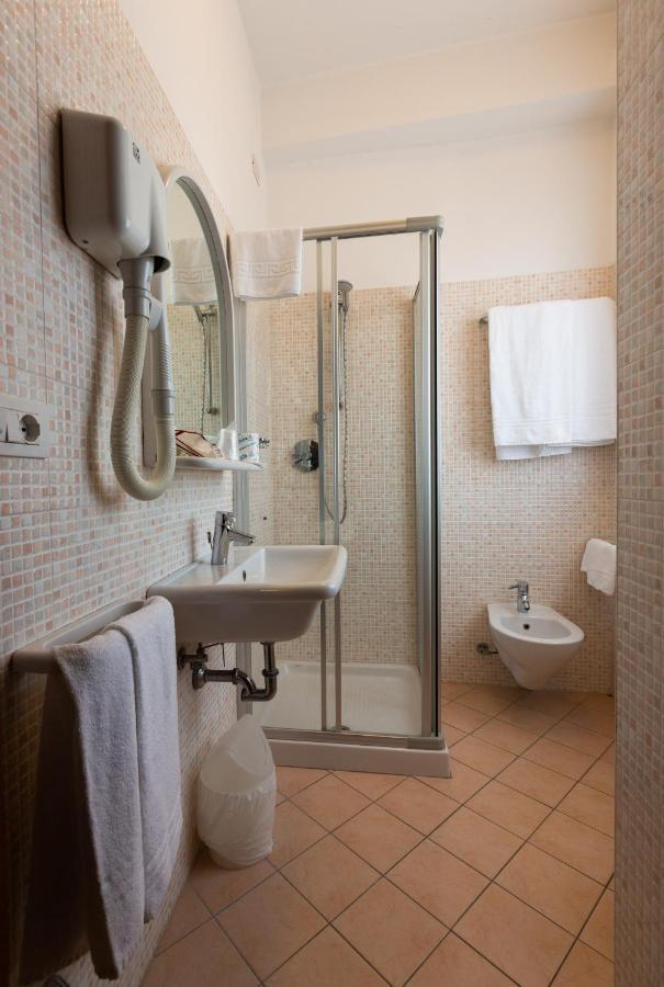 Hotel Belvedere Porto SantʼElpidio Esterno foto